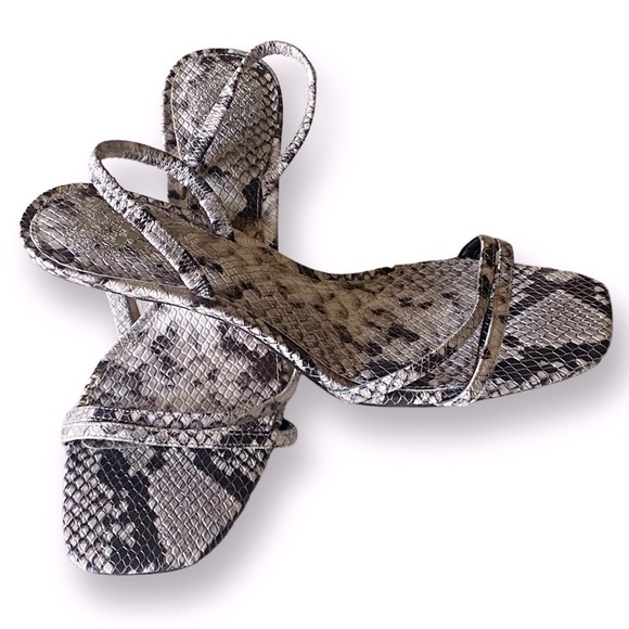 VINCE CAMUTO Kitten Heel Slingback Sandals 
Snake-print Leather 3”  Size 9 1/2 - Picture 11 of 14